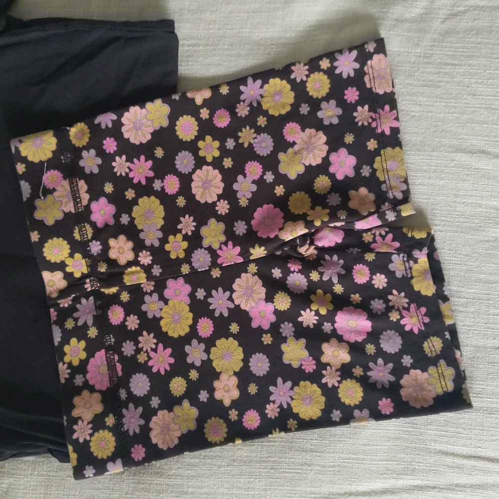 Matching Set - Picture 5 of 9